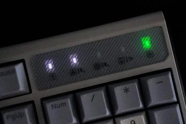 Durgod K610W Review and Disassembly:Multi-mode, Hot-swappable Mechanical Keyboard 22 Durgod K610