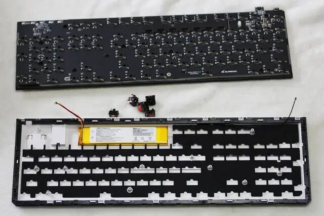 Durgod K610W Review and Disassembly:Multi-mode, Hot-swappable Mechanical Keyboard 23 Durgod K610